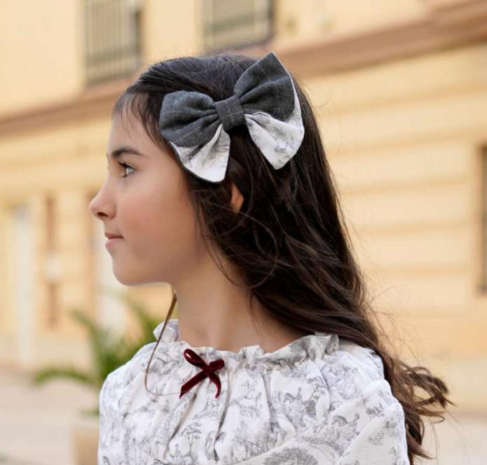 PRE-ORDER Girls Grey and Ivory Hair Bow by Babine