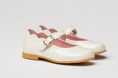 Girls Elegant Ballerina Style Shoes in Patent Cream Leather by AngelitoS